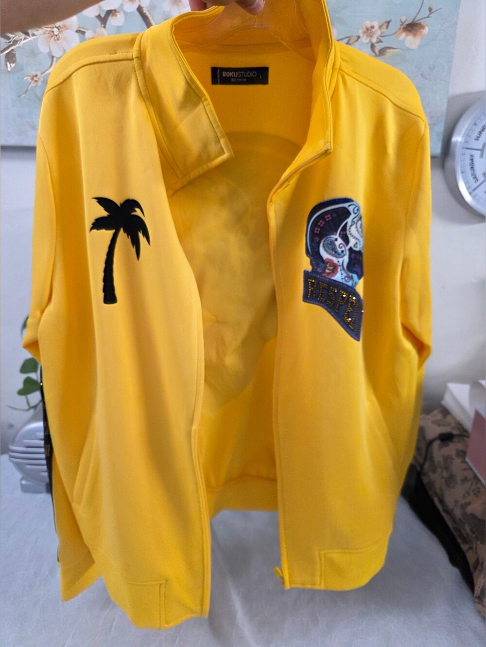 Roku Studio Men Nipsey Hustle Respect Streetwear Full Zip Hoodie Yellow Size L